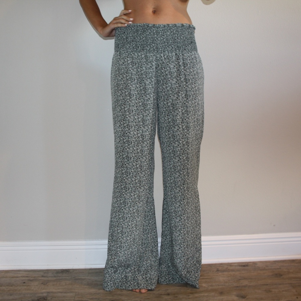 😋SOLD😋 Show Me Your Mumu Floral Soft Pant